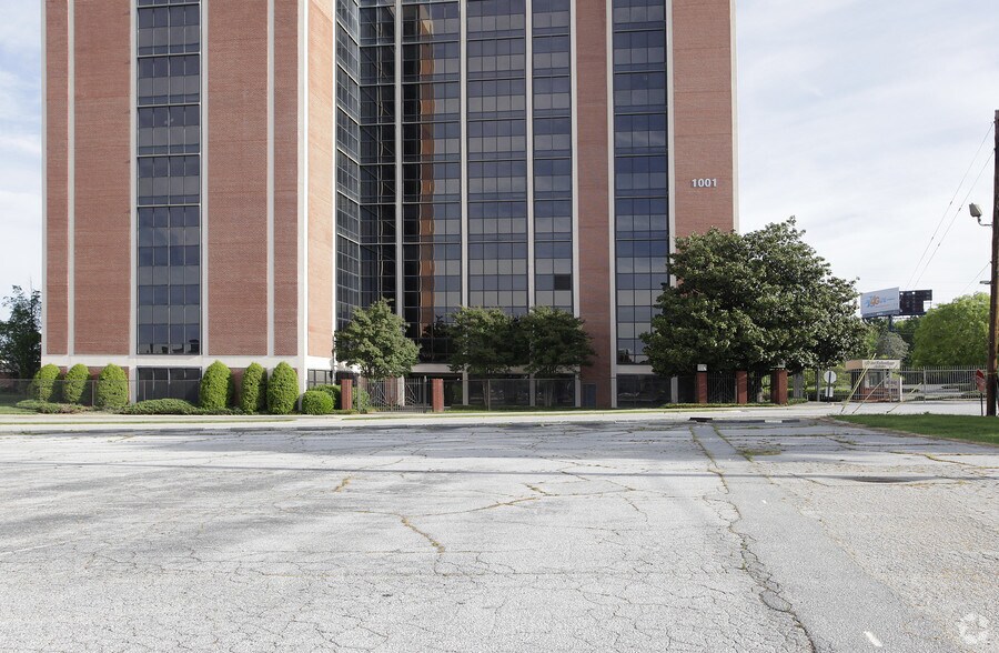 More Photos Of 1001 International Blvd, Hapeville Land For Sale