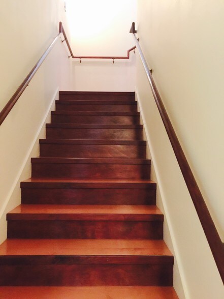 More Photos Of 1450 W Parmer Ln, Austin Medical For Sale