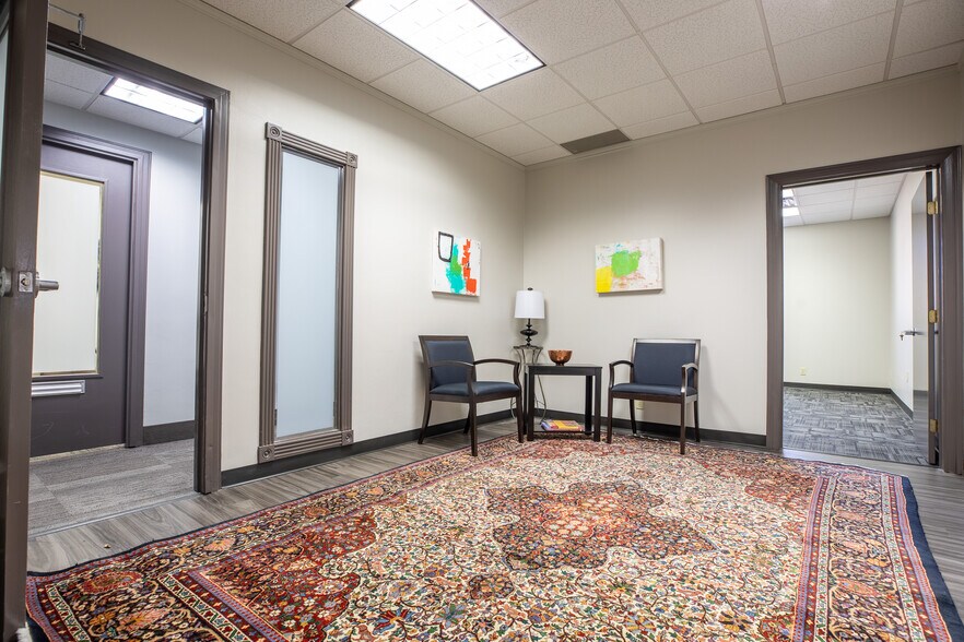 More Photos Of 214-224 Dwyer Ave, San Antonio Office Residential For Sale