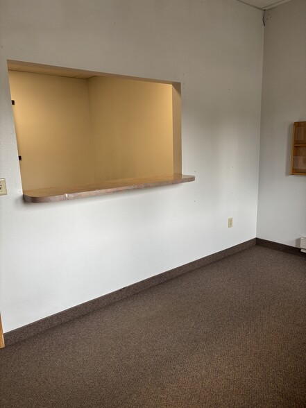 More Photos Of 401 Virginia St, New Meadows General Retail For Sale