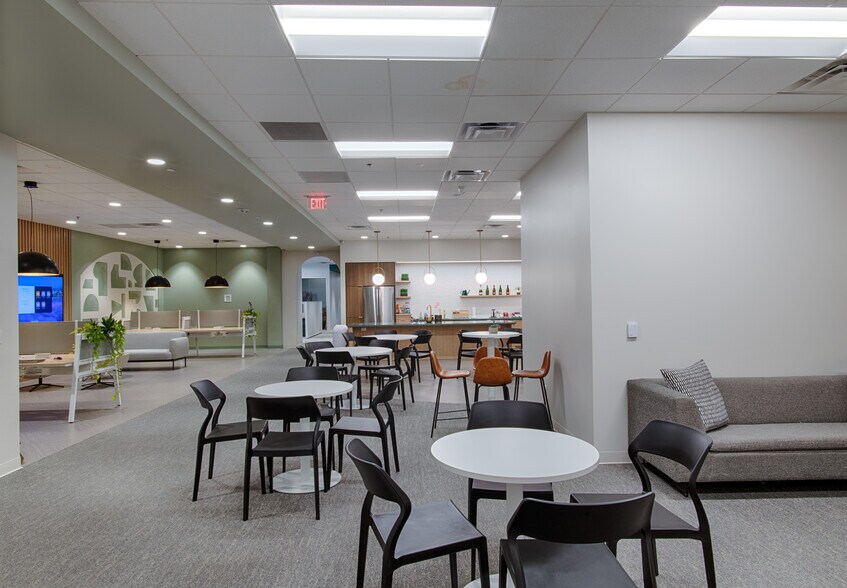 More Photos Of 1410 E Renner Rd, Richardson Office For Lease