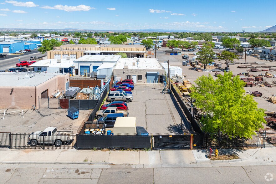 More Photos Of 3109 Los Arboles Ave NE, Albuquerque Warehouse For Sale