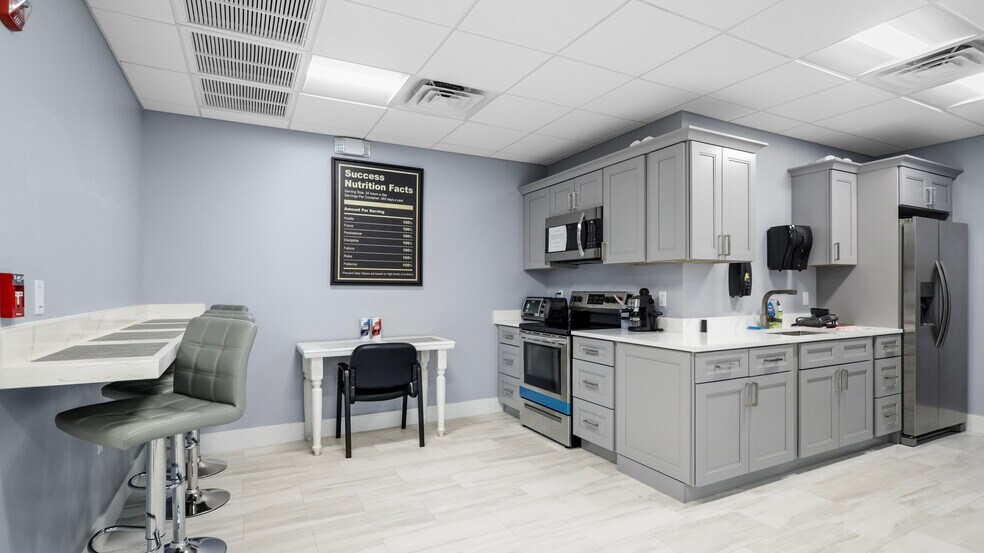 More Photos Of 1704-1726 N University Dr, Coral Springs Medical For Sale