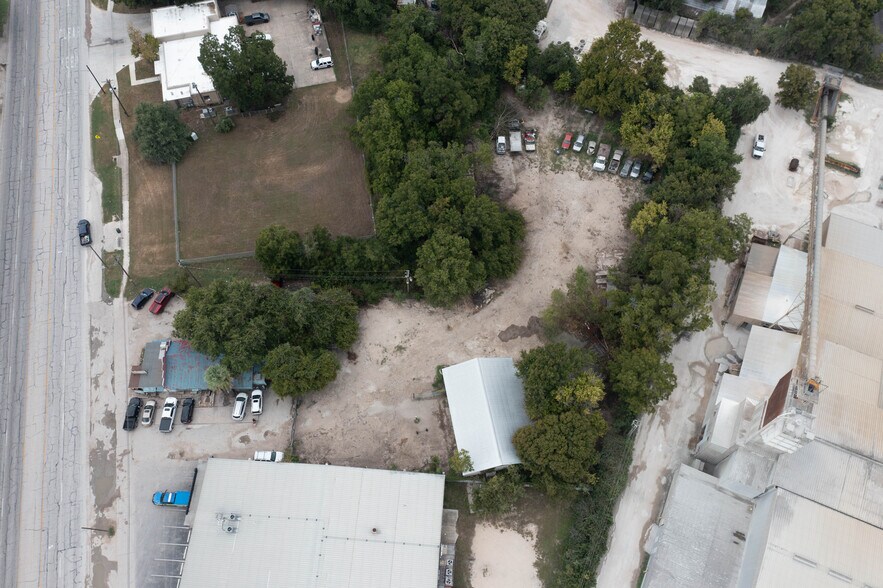 More Photos Of 817 Airport Blvd, Austin Restaurant For Sale