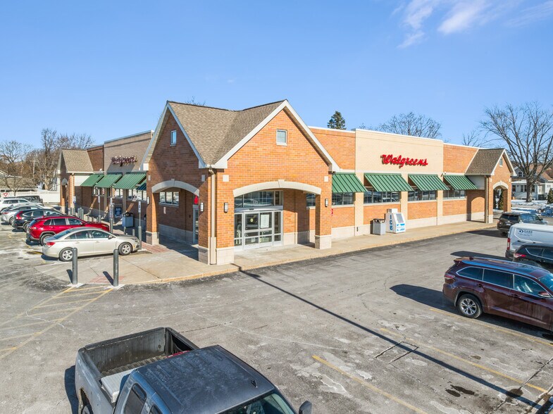 More Photos Of 333 Phillips Blvd, Sauk City Drugstore For Sale