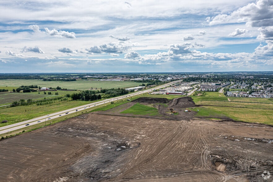 More Photos Of Pioneer Rd, Spruce Grove Unknown For Lease
