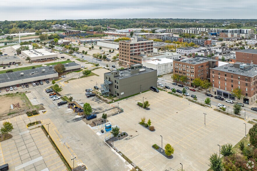 More Photos Of 319 SW 5th St, Des Moines Loft Creative Space For Lease