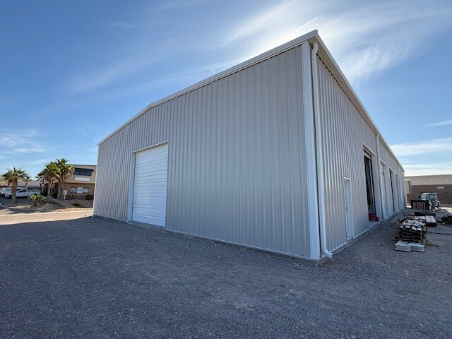 More Photos Of 4151 S Lynn Dr, Fort Mohave Warehouse For Lease
