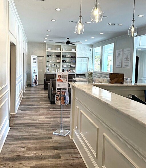 More Photos Of 3889 Cobb Pky NW, Acworth Office For Sale