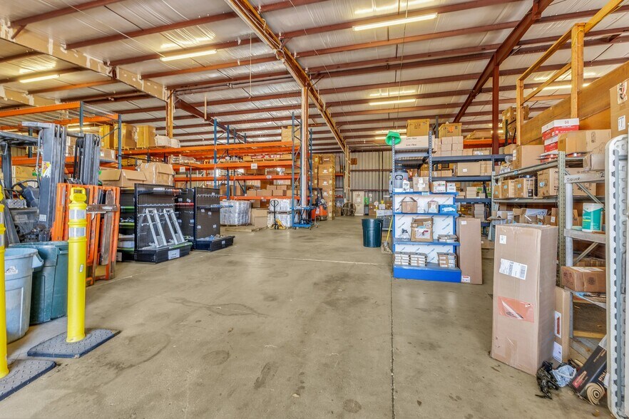 More Photos Of 18230 Paulson Dr, Port Charlotte Warehouse For Sale