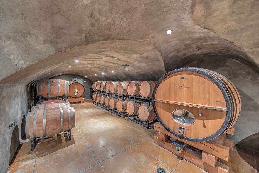 More Photos Of 150 Highway 330, Owenton Winery Vineyard For Sale