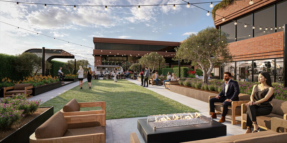 More Photos Of 7272 E Indian School Rd, Scottsdale Office For Lease