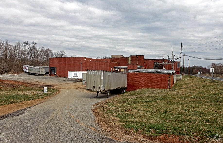 More Photos Of 564 S Grove Street Ext, Lincolnton Manufacturing For Sale