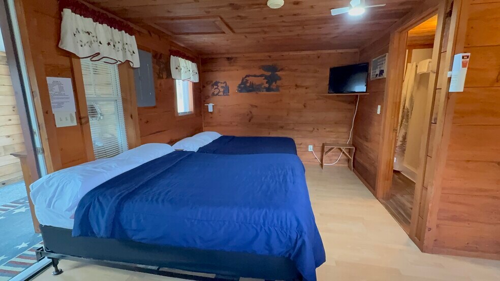 More Photos Of 820 Colebrook Rd, Errol Hotel For Sale