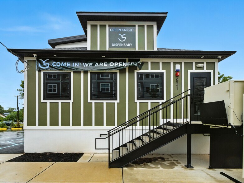 More Photos Of 831 Hamilton St, Somerset Freestanding For Sale