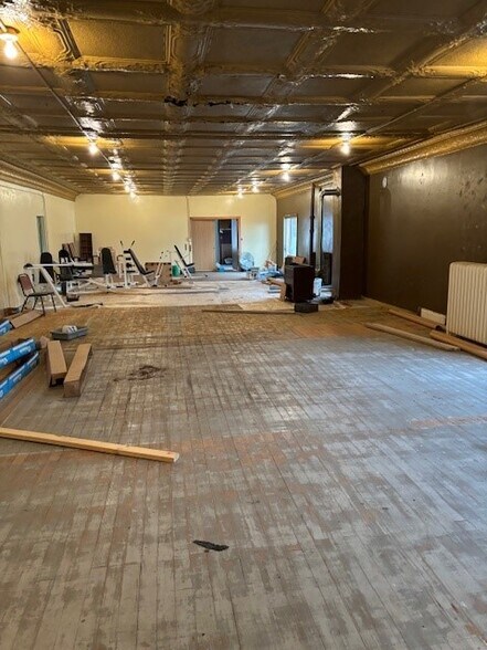 More Photos Of 103 E Main St, Pierce Office Residential For Sale