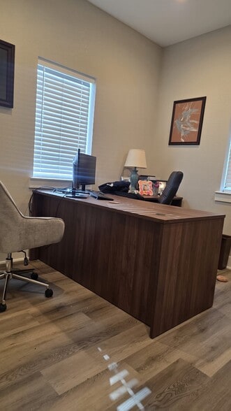 More Photos Of 23219 Red River Dr, Katy Medical For Sale