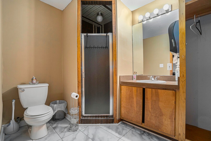 More Photos Of 1977 N Park Pl SE, Atlanta Office For Sale