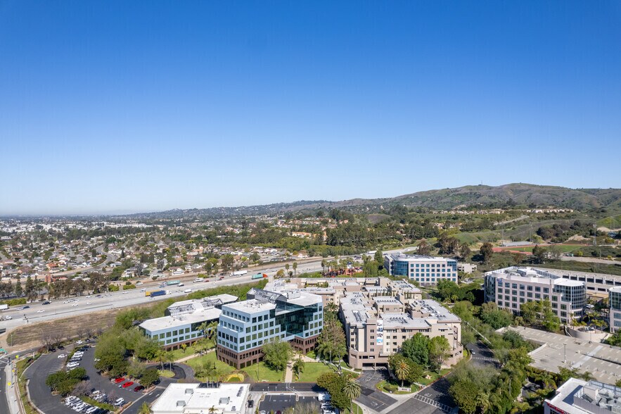 More Photos Of 1 Pointe Dr, Brea Office For Lease