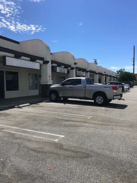 More Photos Of 18212 S Western Ave, Gardena Restaurant For Lease