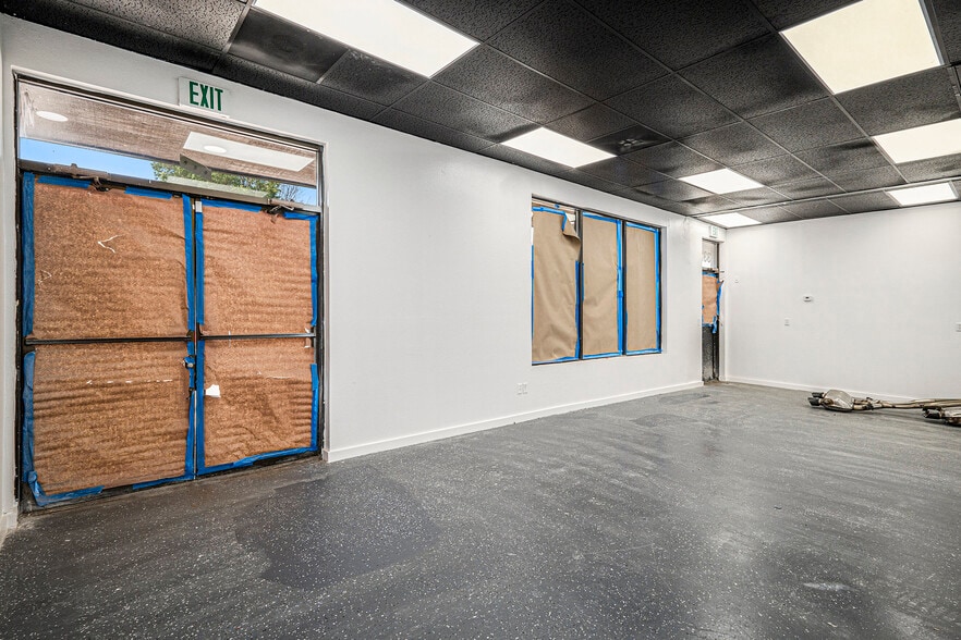 More Photos Of 340 W Hampden Ave, Englewood Freestanding For Sale