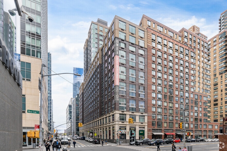 More Photos Of 33 West End Ave, New York Apartments For Lease