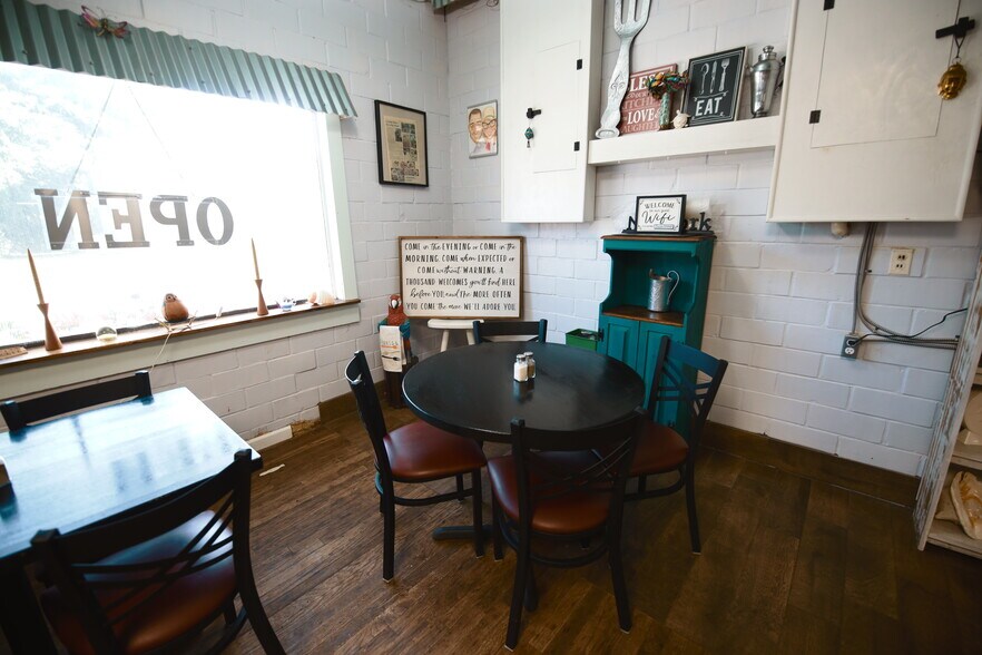 More Photos Of 15745 TX-204, Cushing Specialty For Sale