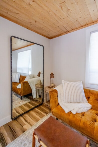 More Photos Of 6385 W White Mountain Blvd, Lakeside Lodge Meeting Hall For Sale