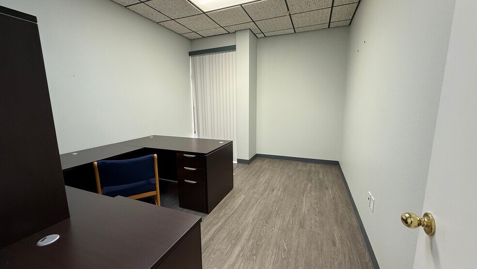 More Photos Of 1941 E 37th St, Odessa Office For Sale