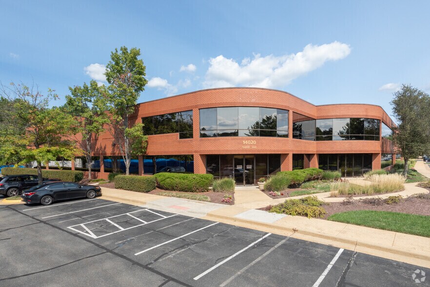 More Photos Of 14020 Thunderbolt Pl, Chantilly Light Manufacturing For Lease