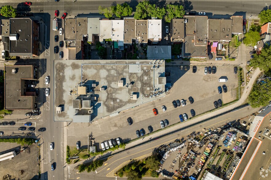 More Photos Of 90 Rue Beaubien O, Montréal Loft Creative Space For Lease