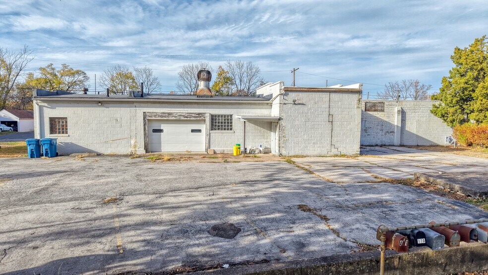 More Photos Of 2801 Columbus Ave, Sandusky Freestanding For Sale