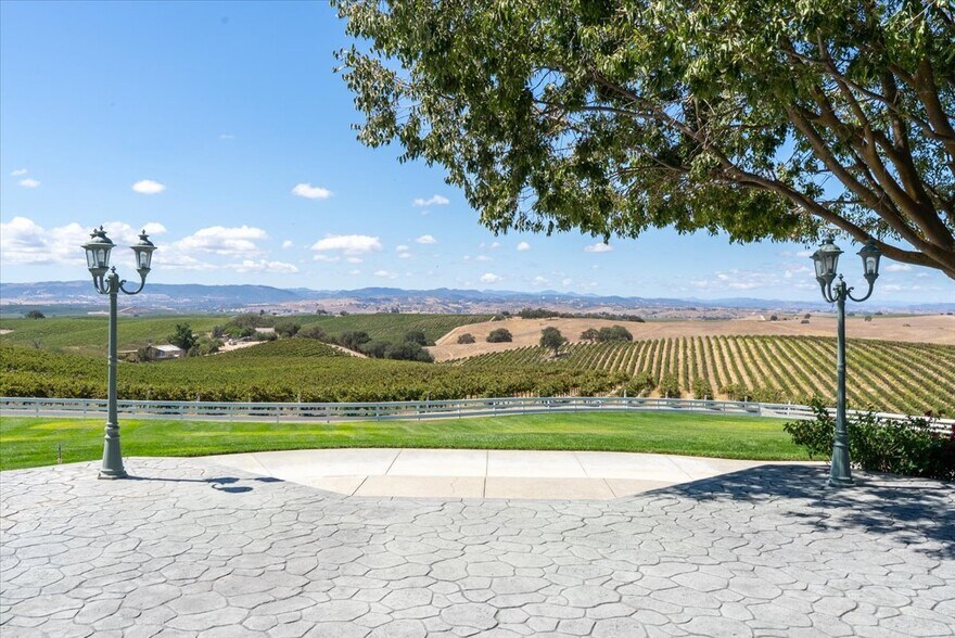 More Photos Of 8283 Cross Canyons Rd, San Miguel Winery Vineyard For Sale