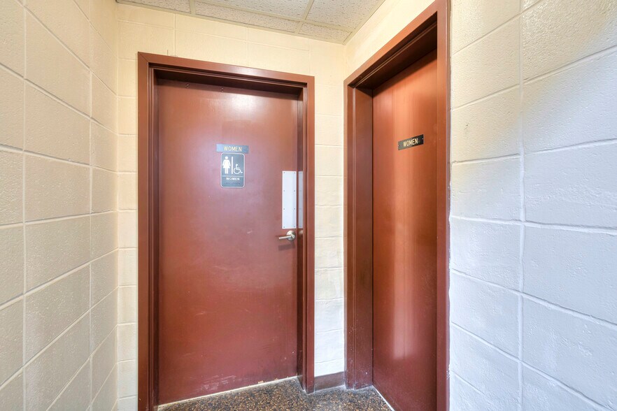 More Photos Of 410 W Liberty St, Sumter Office Residential For Sale