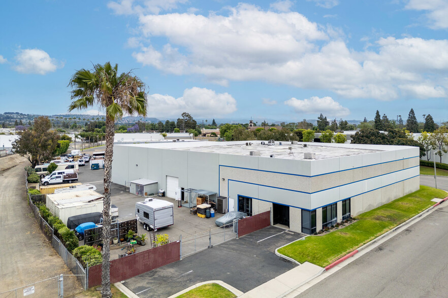 More Photos Of 231 W Blueridge Ave, Orange Manufacturing For Sale