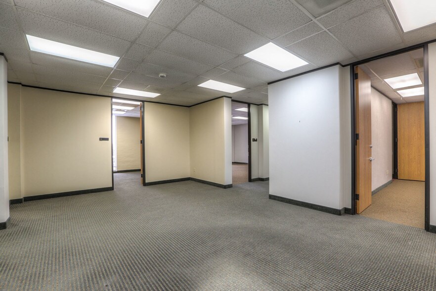 More Photos Of 1115 Gemini St, Houston Office For Lease