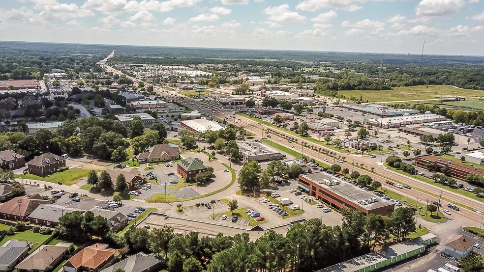 More Photos Of 894 N Germantown Pky, Cordova Office For Lease