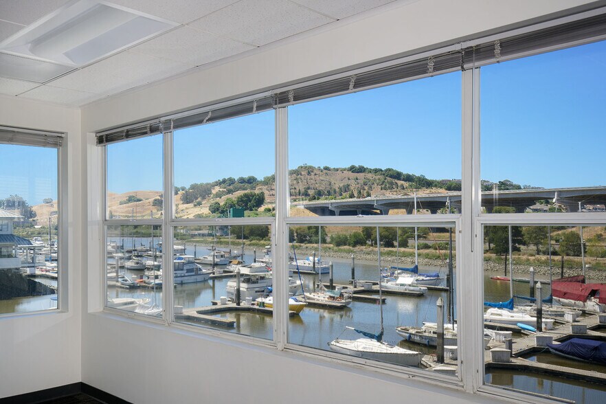 More Photos Of 755-775 Baywood Dr, Petaluma Unknown For Lease