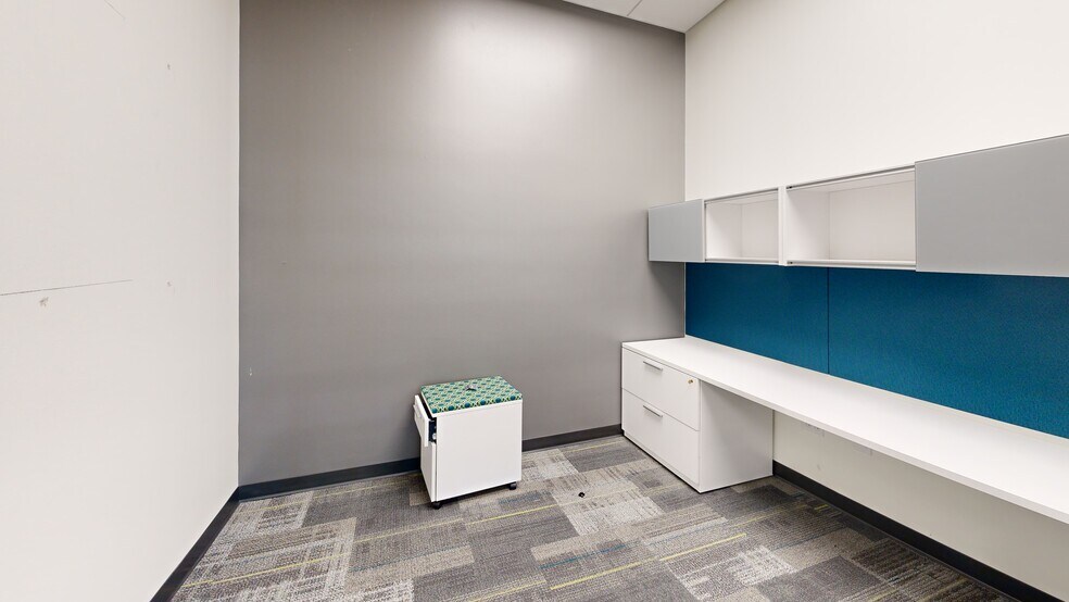 More Photos Of 3721 Tecport Dr, Harrisburg Office For Sale