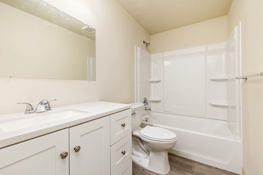 More Photos Of 5713 Garrett St, Boise Apartments For Sale