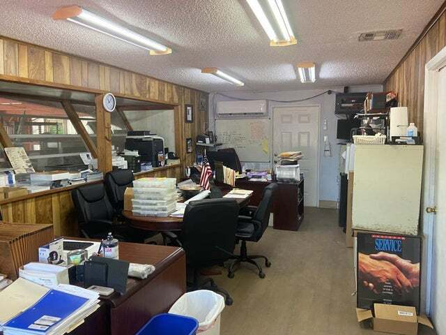 More Photos Of 94381 Overseas Hwy, Tavernier Service For Sale