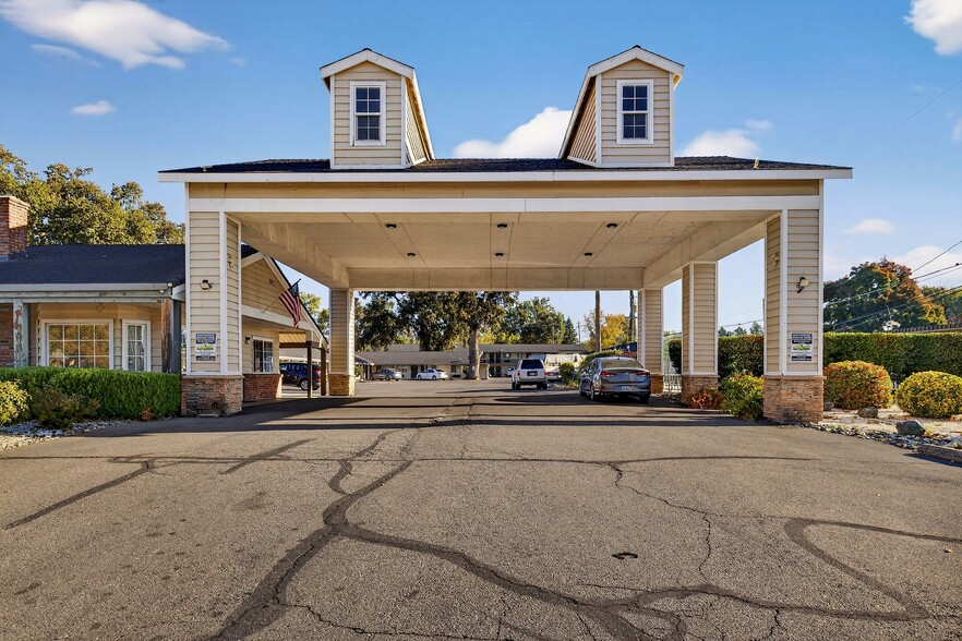 More Photos Of 2352 Esplanade Rd, Chico Hotel For Sale