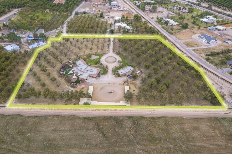 More Photos Of 7003 McNutt Rd, Anthony Land For Sale