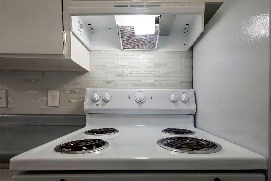 More Photos Of 5202 Bangor Ave, Lubbock Apartments For Sale