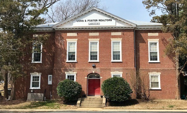 More Photos Of 4800 31st St S, Arlington Specialty For Sale