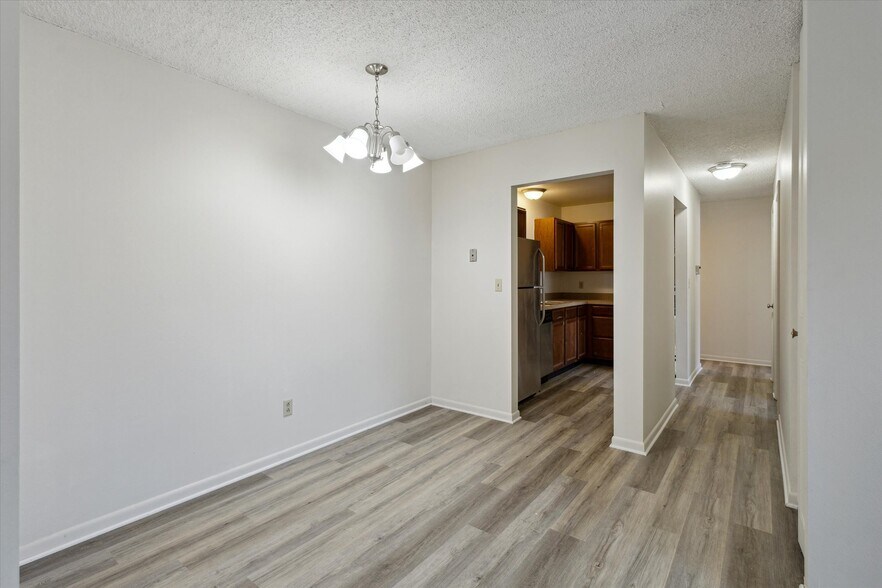 More Photos Of 4415-4425 Hull Rd, Leslie Apartments For Sale