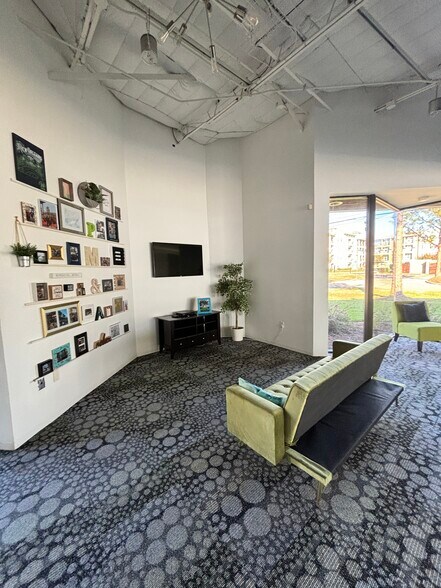 More Photos Of 6801 Portwest Dr, Houston Flex For Lease