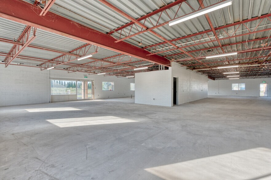 More Photos Of 6050 Don Murie St, Niagara Falls Warehouse For Sale