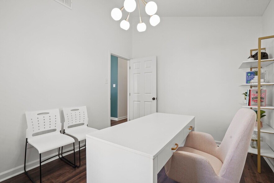 More Photos Of 3131 Custer Dr, Lexington Loft Creative Space For Sale