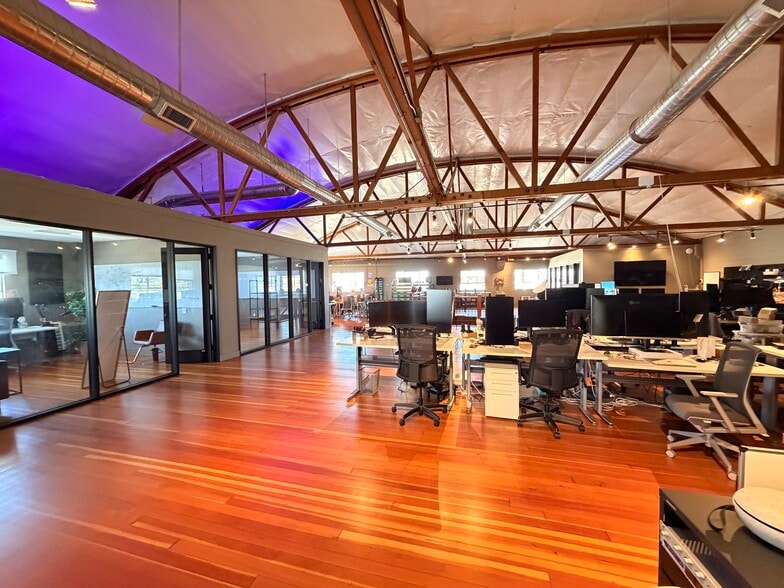 Primary Photo Of 2620-2626 Spring St, Redwood City Light Manufacturing For Lease